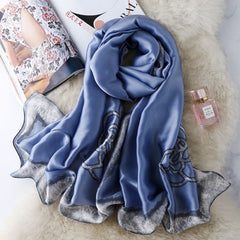 TT260 Floral print satin scarf in Blue
