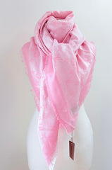 Large square scarves in four colours. 140cm * 140cm
