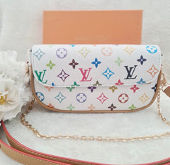 New ladies clover shoulder bag