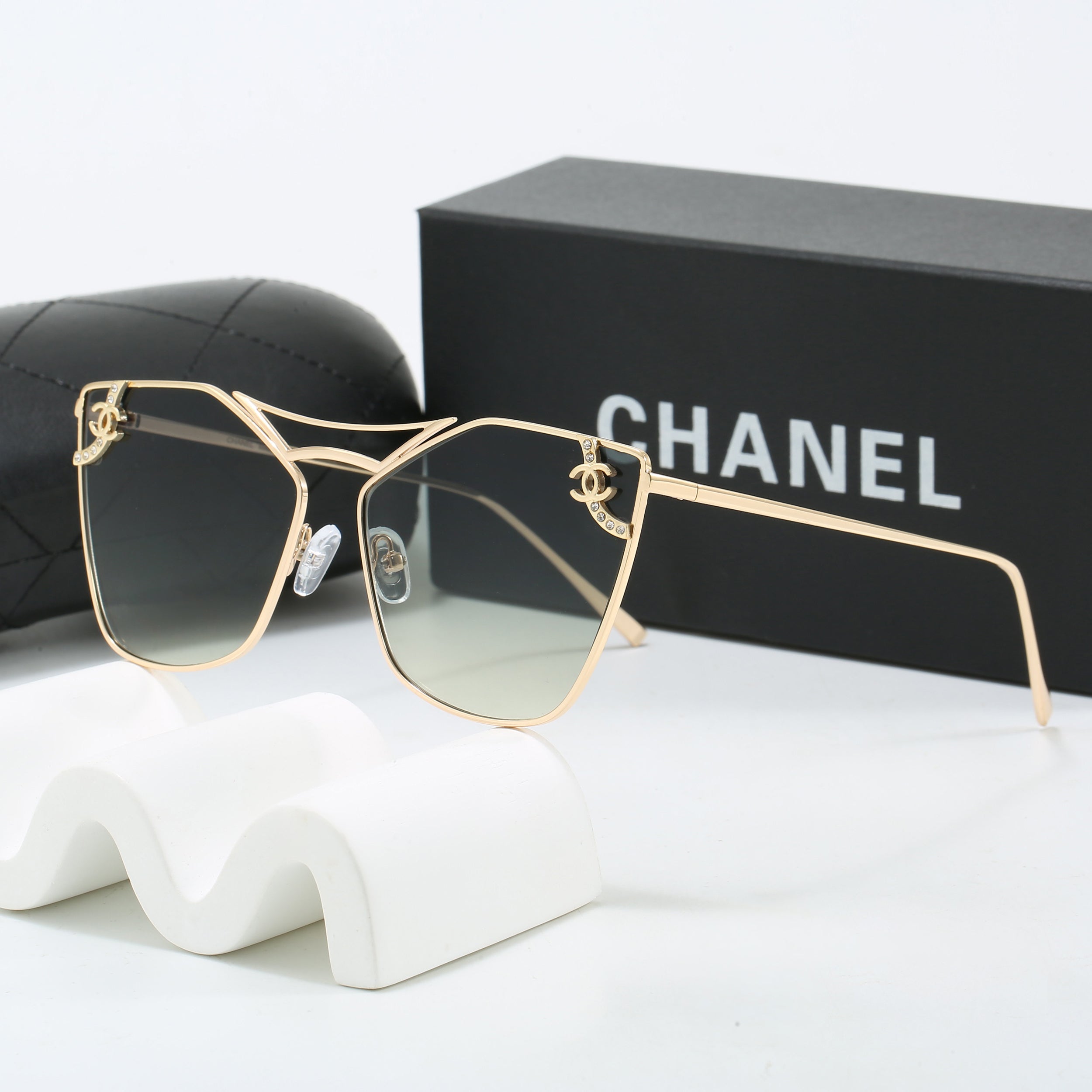 Cat eye ladies thin flame