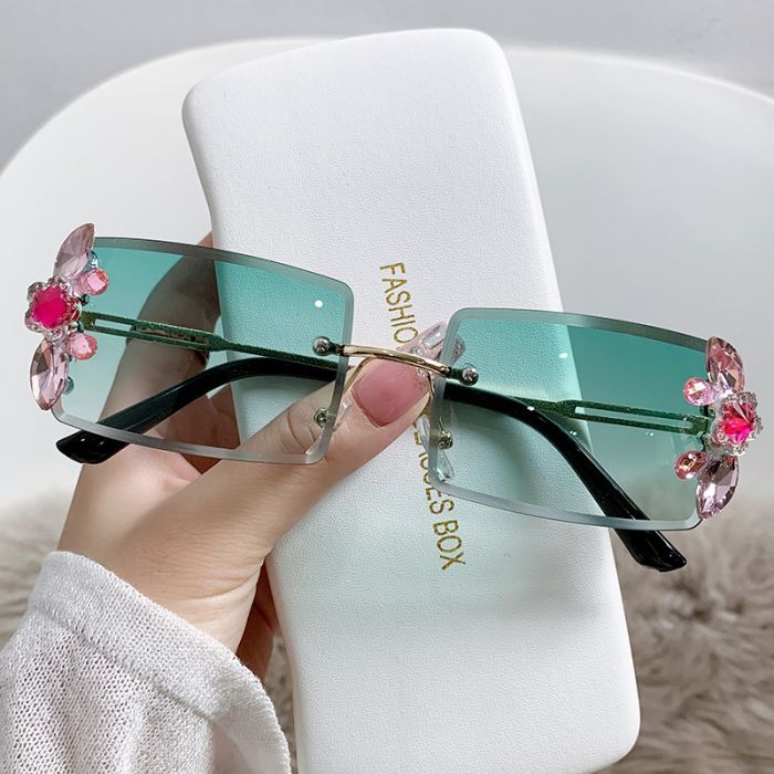 8885 Crystals flowers sunglasses in Green