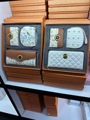 Gifts set purse