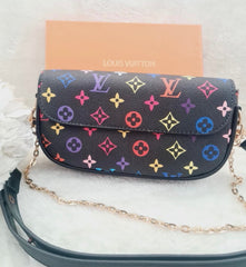 New ladies clover shoulder bag