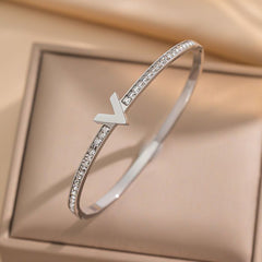 Crystal V Detail stainless steel Bangle in Gold