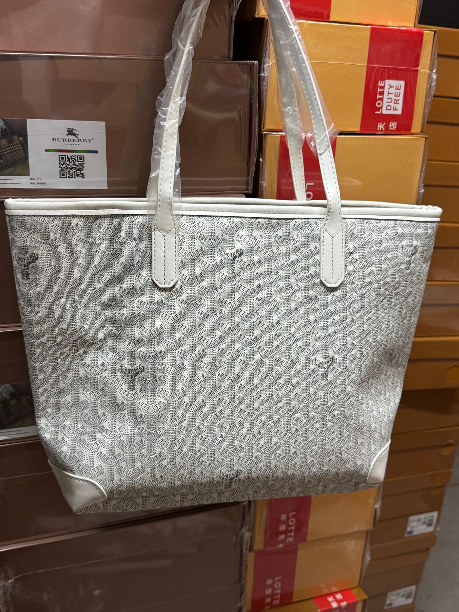 Women zipped G bag never-full