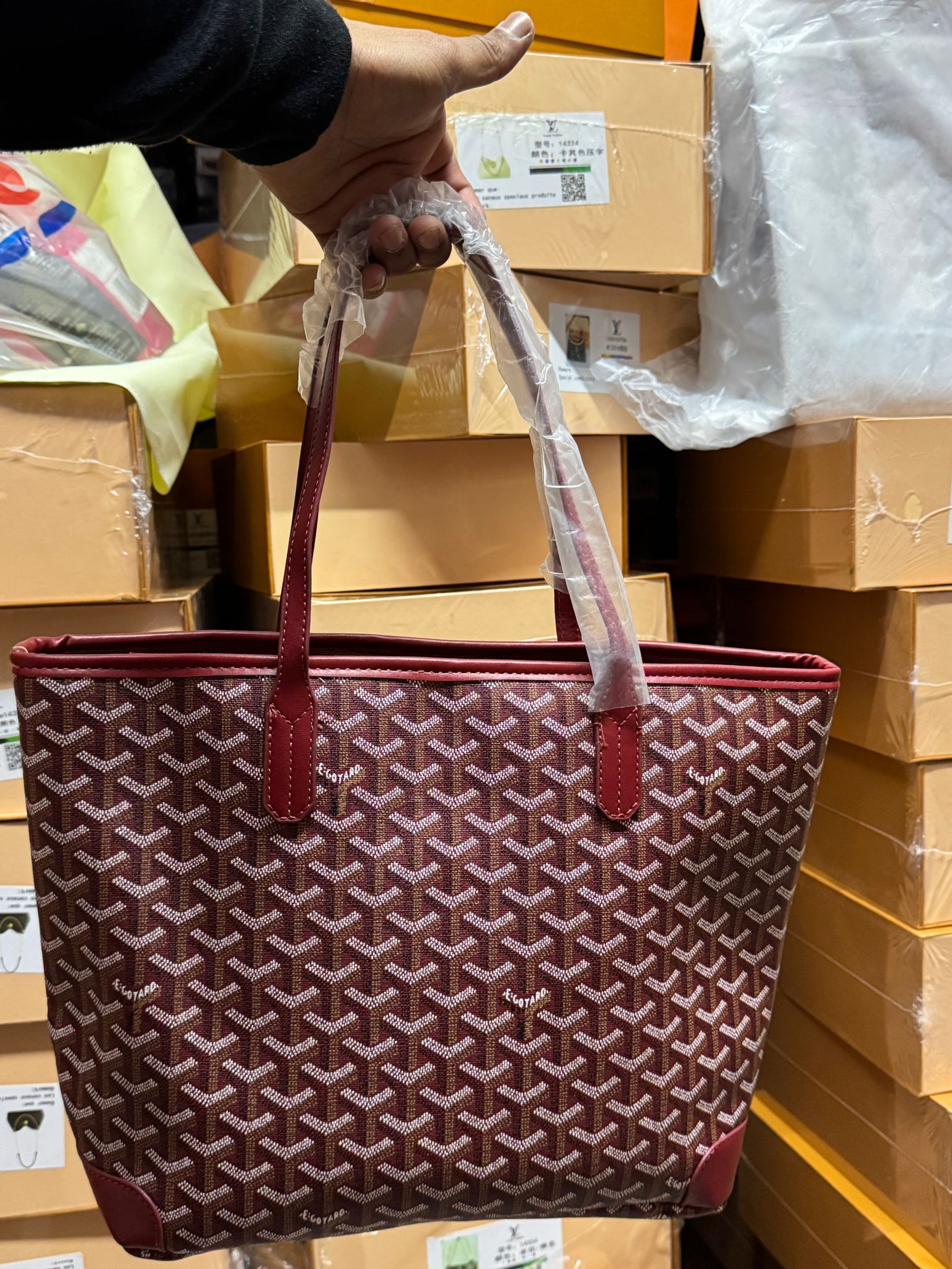 Women zipped G bag never-full