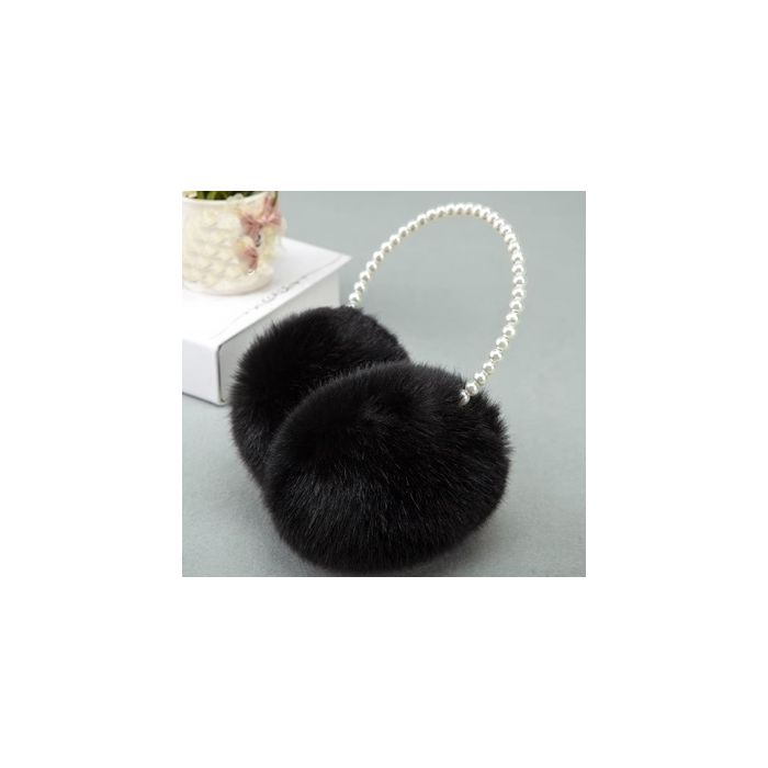 Earmuffs with pearls details