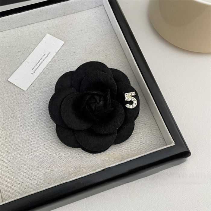 Camellia Flower Brooch in Black/White 1566