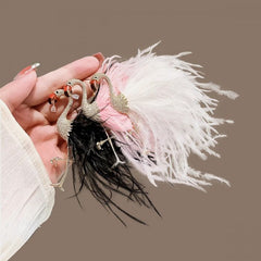 Flamingo Feathers Brooch in Pink 1572
