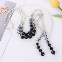Two Tone Pearl Necklace with Heart Pendant in Black EUR461