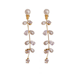 EUR421 Pearls and crystals long earrings in Cream