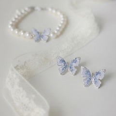 EUR453 Vivid Butterfly and Pearl Mix Bracelet in Pale Blue