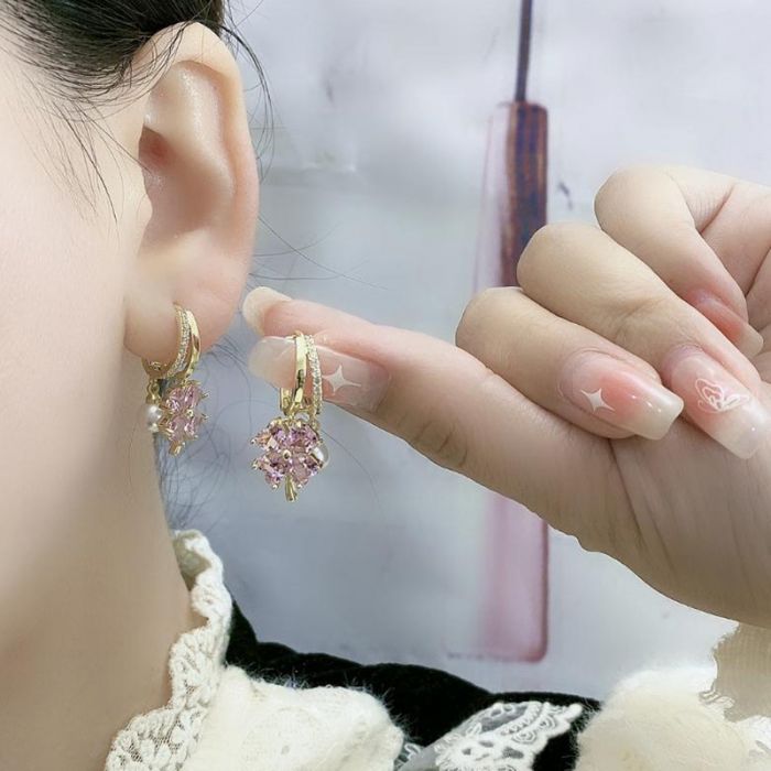 EUR412 Hoop Earrings with Gemstone Flowers and Pearls in Pink