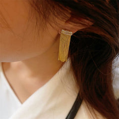 EUR419 Tassels earrings in Gold