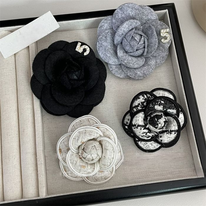 Camellia Flower Brooch in Black/White 1566