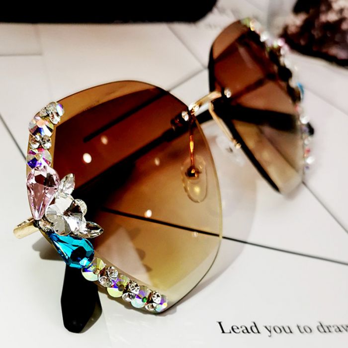 8817 crystal jewelled sunglasses in Graduated Brown