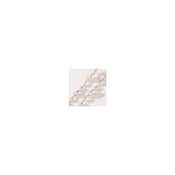Classic Pearly Necklace with Sparkling Details in Ivory EUR462